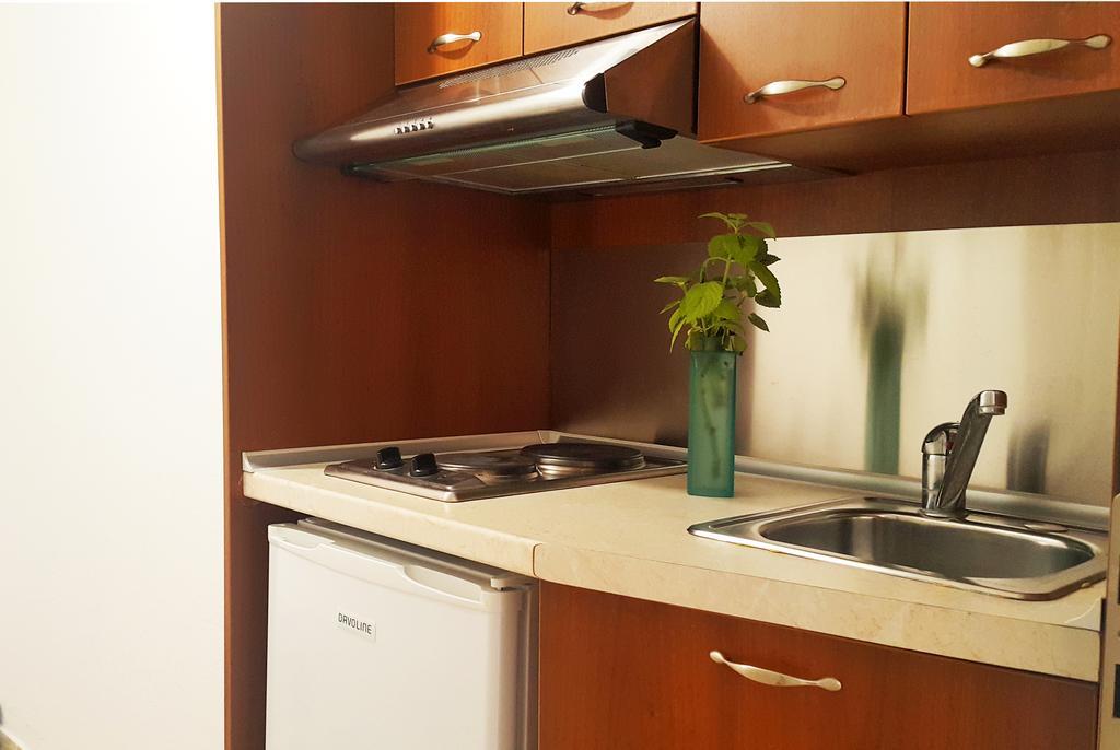 Apartment Paradosi